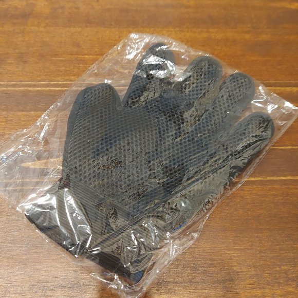 Pet Glove (Hair Brush) - Picture 3 of 3